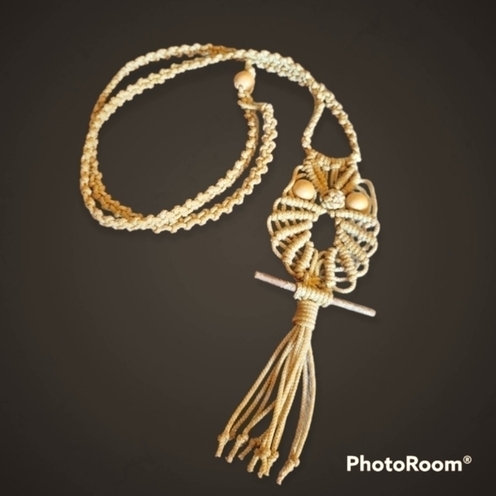 HANDMADE 1970s Boho Hippie Macrame Owl Festival Necklace